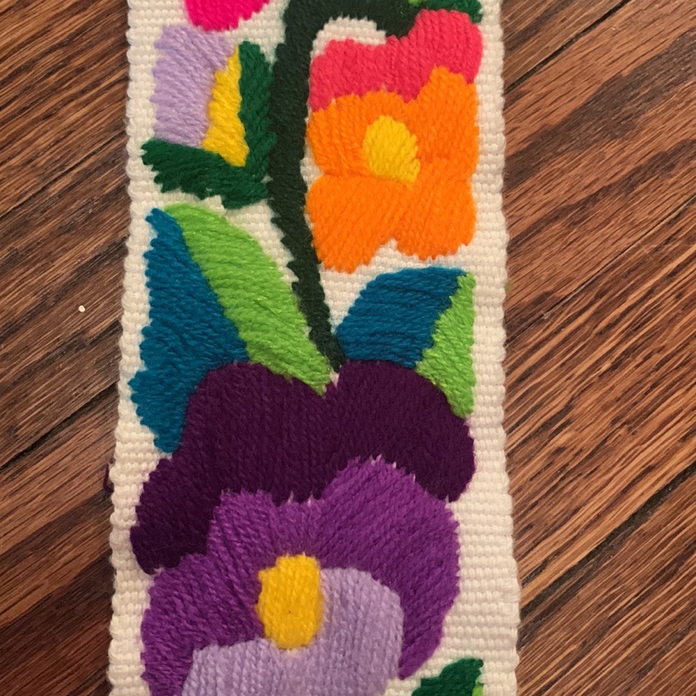 Embroidered Belt - Picture 2 of 4